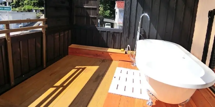 İki Ayrı Yataklı Oda (with Open Air Bath, 201)
