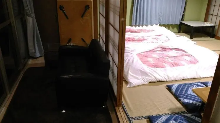 Traditional Oda, Sigara İçilebilir (Run of the House, Pets Allowed)