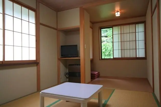 Traditional Oda, Ortak Banyo (Japanese Style, Run of House)