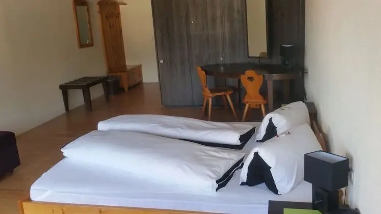 Tek Büyük Yataklı Oda