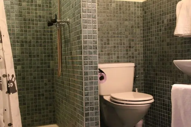 Tek Kişilik Oda, Sigara İçilmez, Park Manzaralı