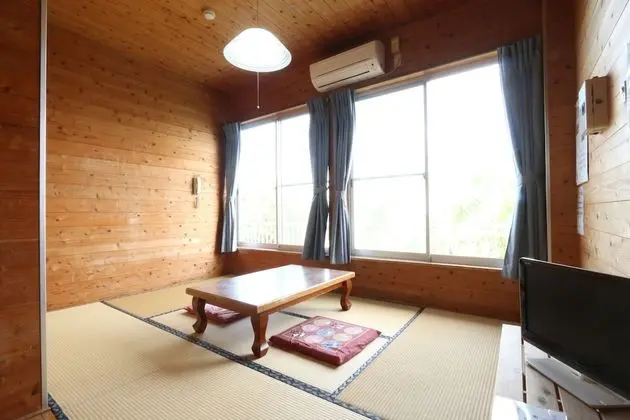 Traditional Oda, Deniz Manzaralı (Japanese Style for 3 Guests)