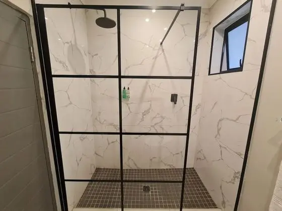 Deluxe Süit, 1 En Büyük (King) Boy Yatak ve Çekyat, Banyolu/Duşlu, Avlu Manzaralı