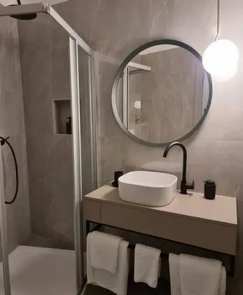 Deluxe Stüdyo Süit
