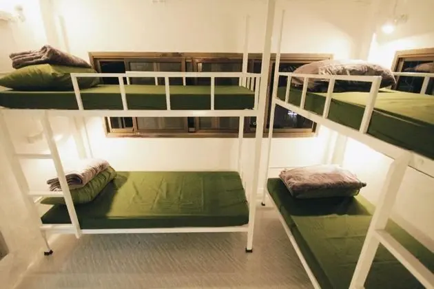 6-Bed Mixed Dormitory Room