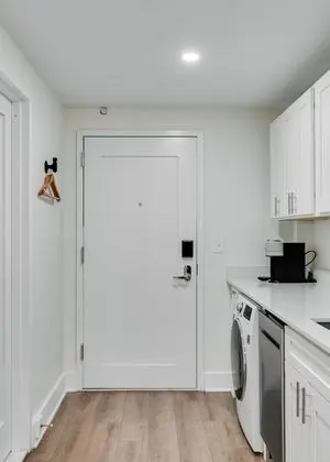 Çatı Katı (Loft), 1 Büyük (Queen) Boy Yatak ve Çekyat