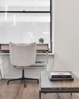 Çatı Katı (Loft), 1 Büyük (Queen) Boy Yatak ve Çekyat