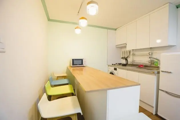 Ev (Mint House)