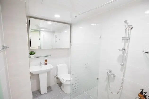 Ev (Mint House)