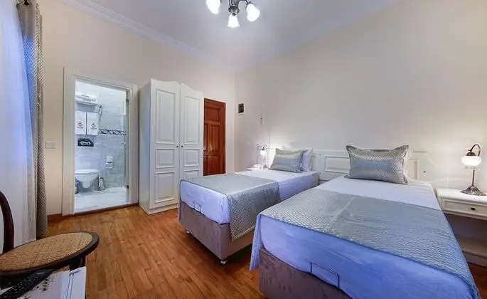 Standard Tek Büyük Yataklı Oda