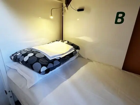 Ortak Ranzalı Oda, Özel Banyo (4 pax)
