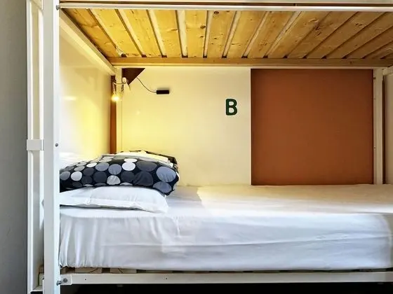 Ortak Ranzalı Oda, Özel Banyo (4 pax)