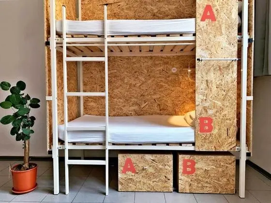 Ortak Ranzalı Oda, Özel Banyo (4 pax)