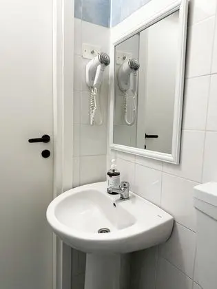 Üç Kişilik Oda, Özel Banyo