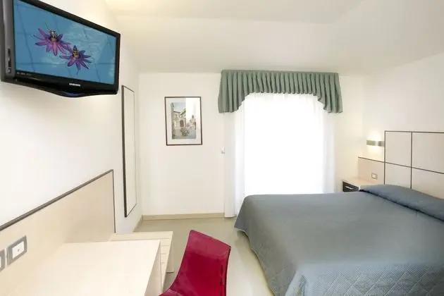 Tek Büyük veya İki Ayrı Yataklı Oda