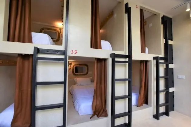 Design Ortak Ranzalı Oda, Sadece kadınlar için