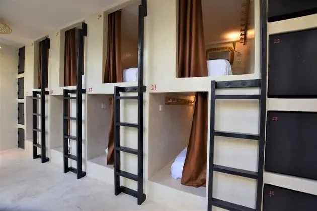 Design Ortak Ranzalı Oda, Sadece kadınlar için