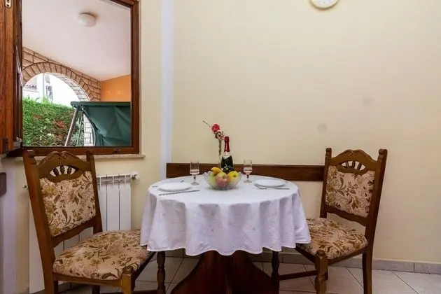 Apart Daire (Mir - 50m from the sea - A3(2))