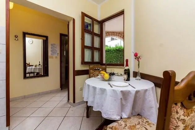 Apart Daire (Mir - 50m from the sea - A3(2))