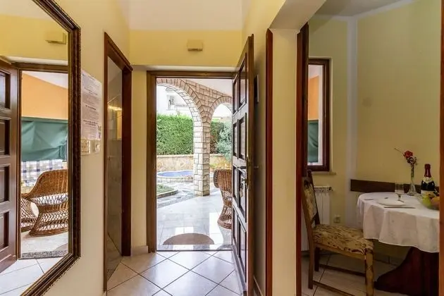 Apart Daire (Mir - 50m from the sea - A3(2))