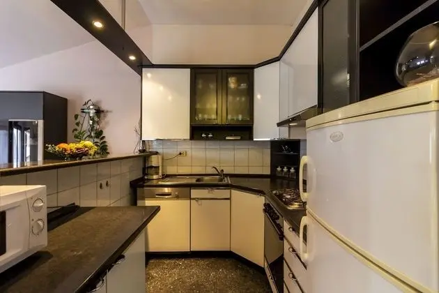 Apart Daire (Mir - 50m from the sea - A5(2+2))