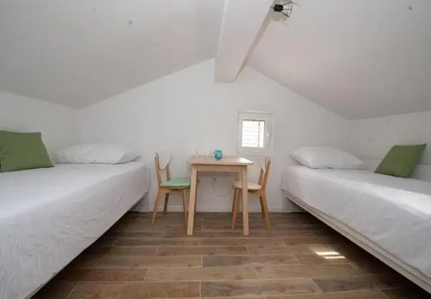 Apart Daire (Mir - close to beach - A5(4))