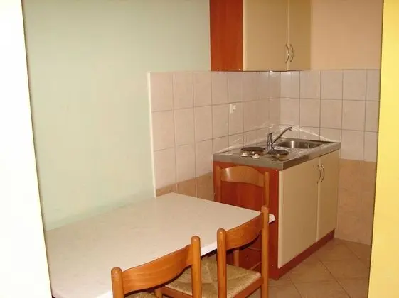 Apart Daire (Mir - close to beach - A5(4))