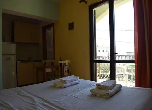 Stüdyo (Mir - close to beach - SA4(2))