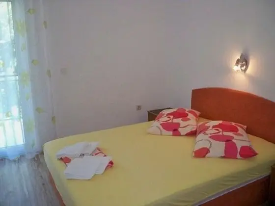 Apart Daire (Mir - free parking - A5(6+1))