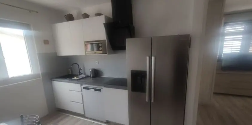 Apart Daire (Mir - free parking - A5(6+1))