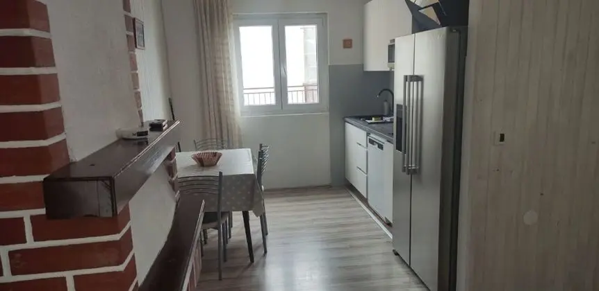 Apart Daire (Mir - free parking - A5(6+1))