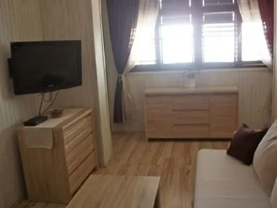 Apart Daire (Mir - free parking - A5(6+1))