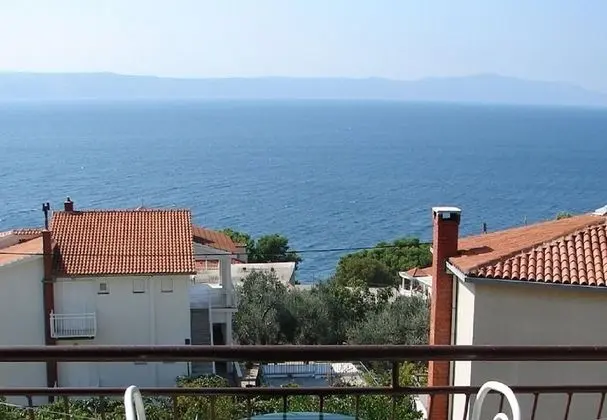 Apart Daire (Mir - free parking - A5(6+1))