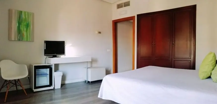 Tek Büyük veya İki Ayrı Yataklı Oda