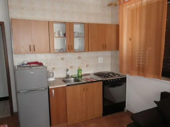 Apart Daire (Mir - perfect location & cosy - A2(2+)
