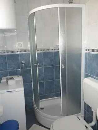 Apart Daire (Mir - perfect location & cosy - A2(2+)
