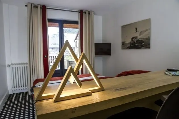 Superior Oda, 1 Çift Kişilik Yatak, Dağ Manzaralı