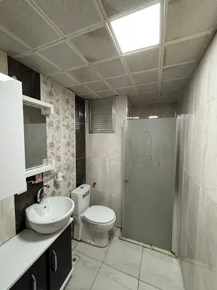 Balkonlu Standard Avlu Suit