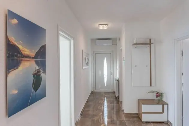 Apart Daire (Mir - with terrace - A1(6))