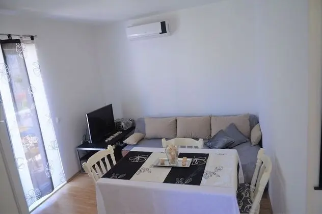 Apart Daire (Mira 1 - Family Apartment - A Duje (2)
