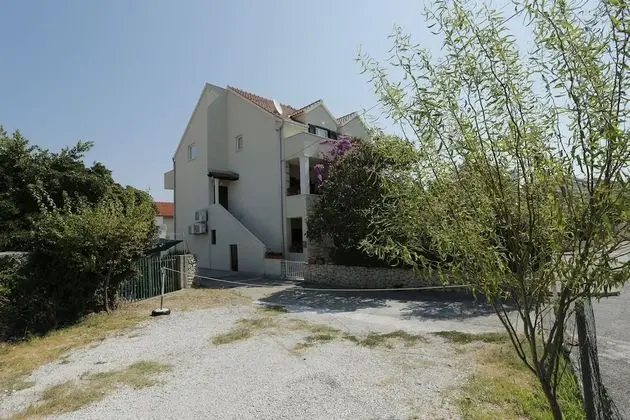 Apart Daire (Mira - 50 m from beach - A1(7+1))