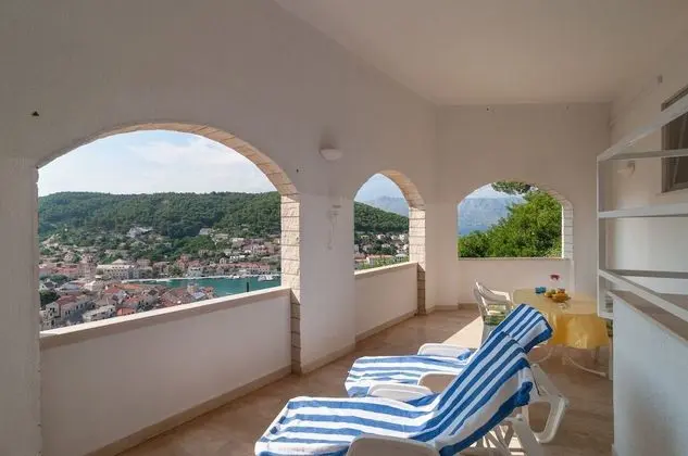 Apart Daire (Mira - beautiful sea view - A1 Daniel)