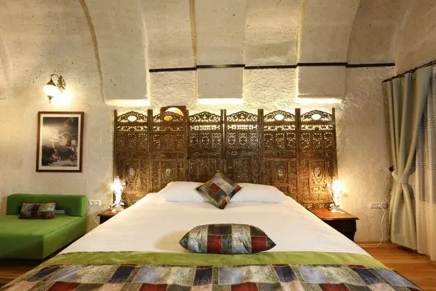Duplex Stone Room