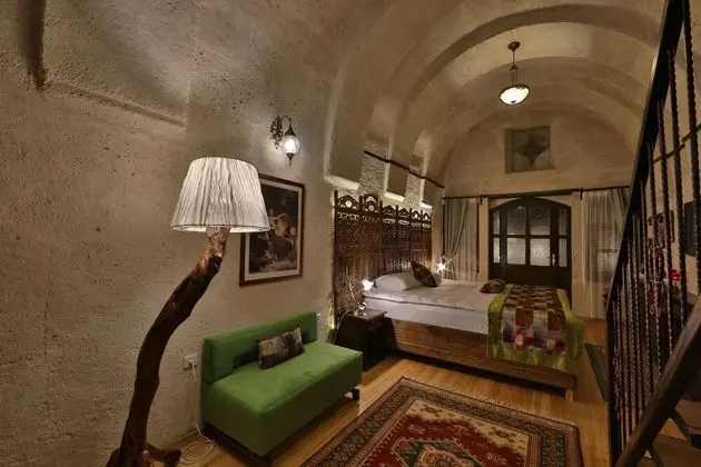 Duplex Stone Room