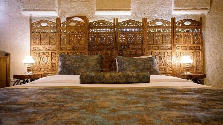 Duplex Stone Room