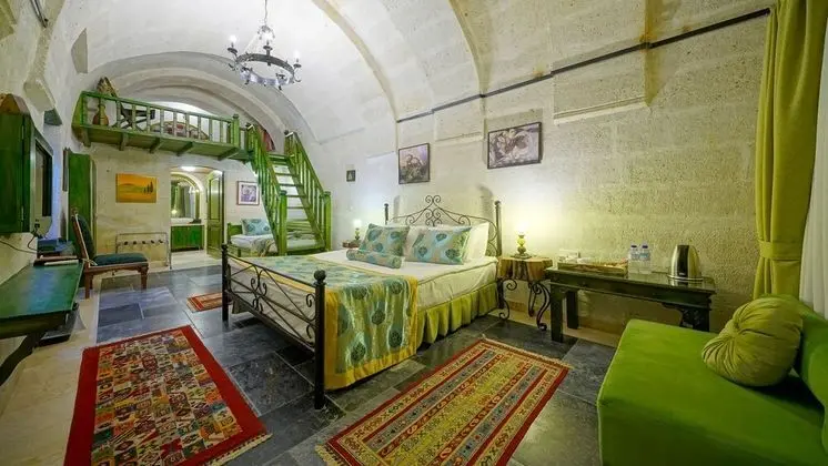 Duplex Stone Room