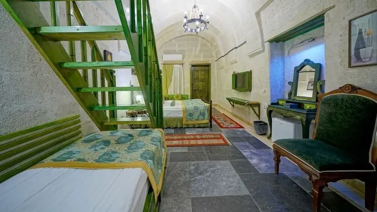 Duplex Stone Room