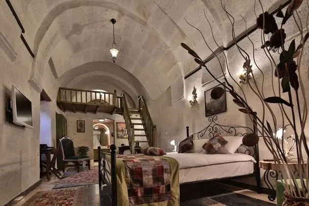 Duplex Stone Room