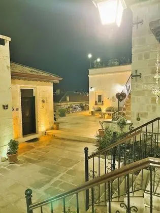 Duplex Stone Room