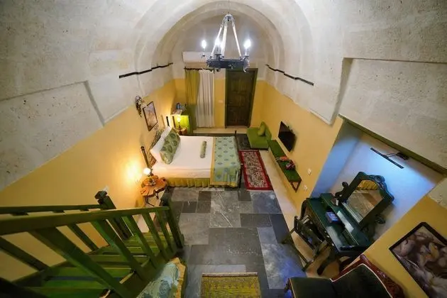 Duplex Stone Room